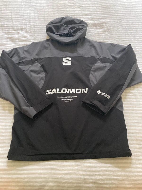 Customer photo review of Veste Salomon noir