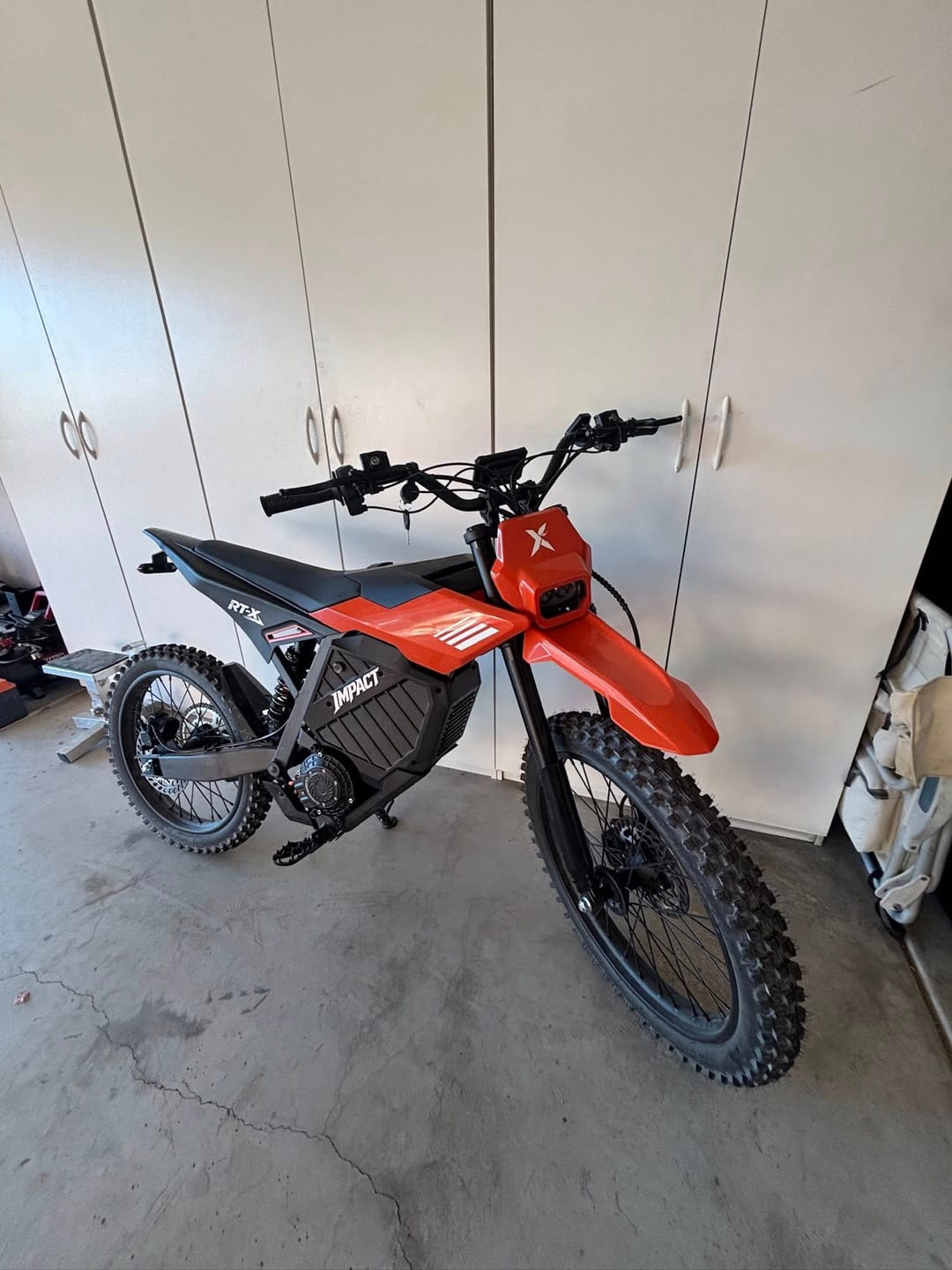 Customer photo review of Eskute® RTX 19"17" 6500W Electric Dirt Bike for Adults