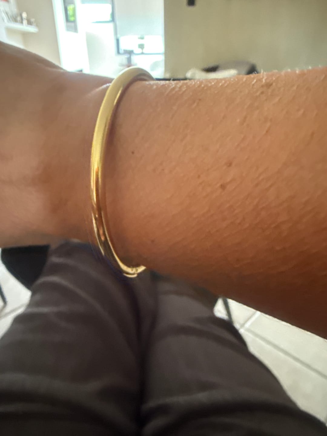 Customer photo review of Classic Oval Bangle