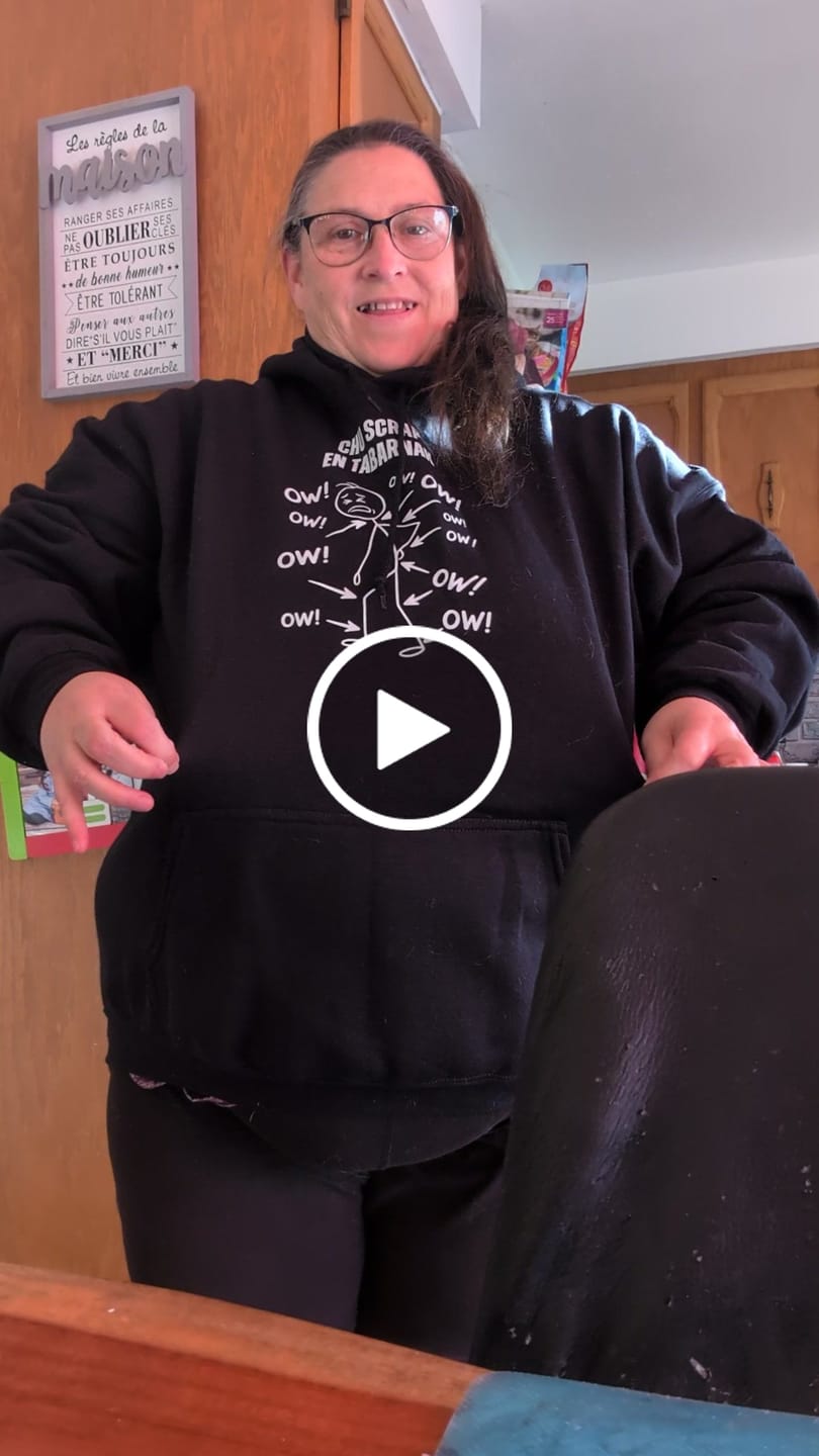 Customer video review of HOODIE / CHU SCRAP