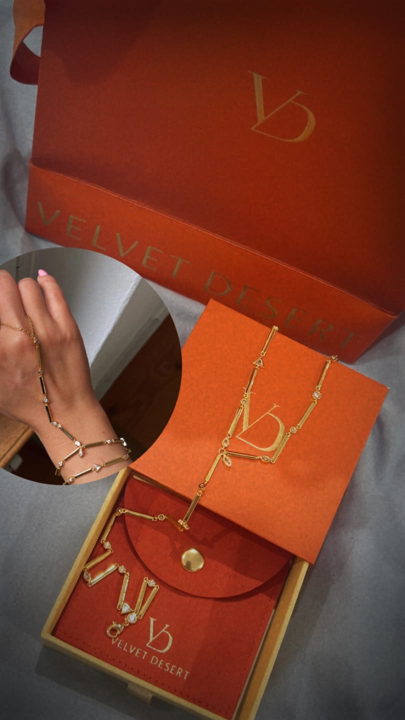 Customer photo review of Tania Hand Chain