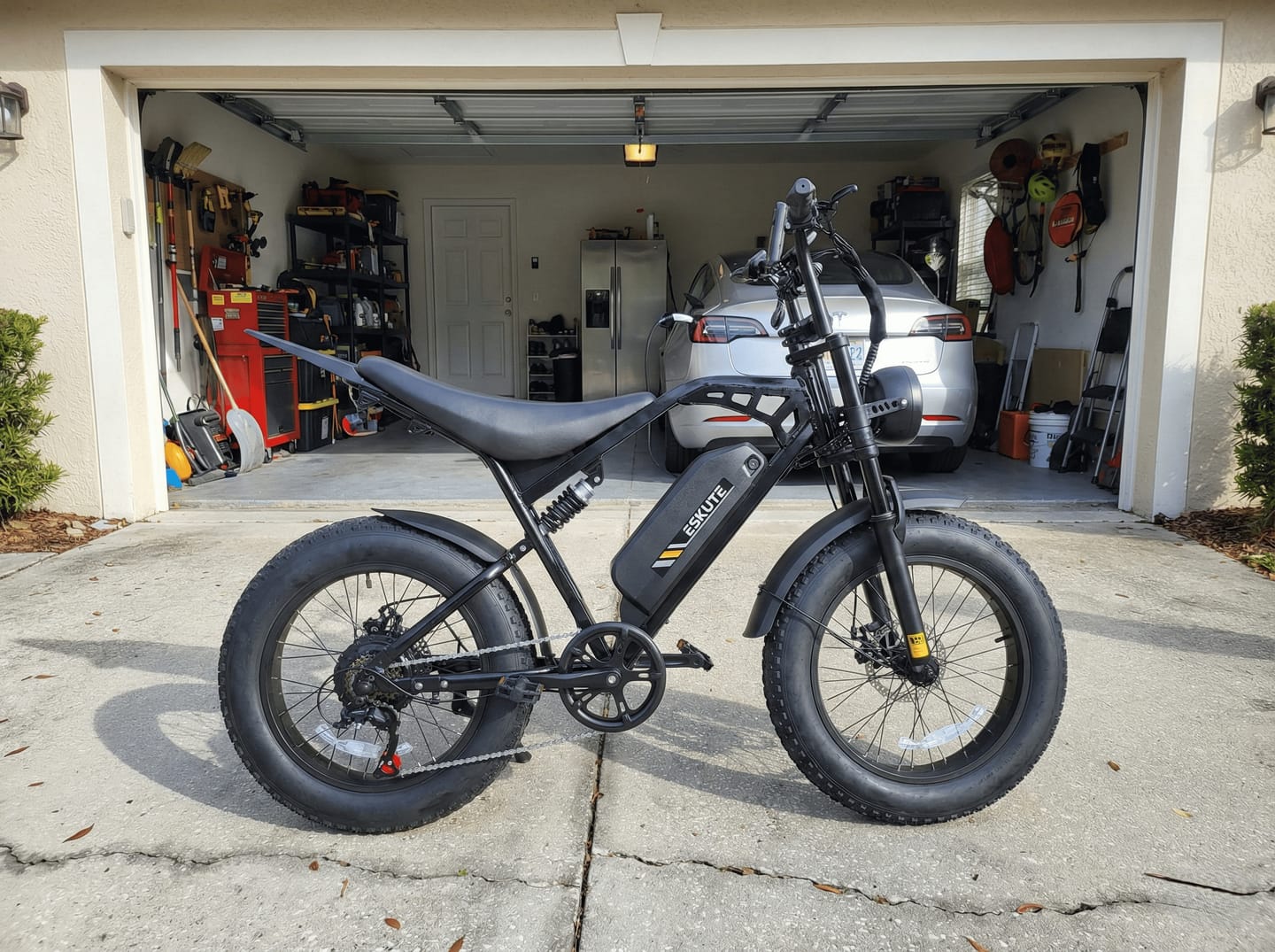 Customer photo review of Eskute® V200 20*4.0" Dirt Electric Bike for Kids&Teens