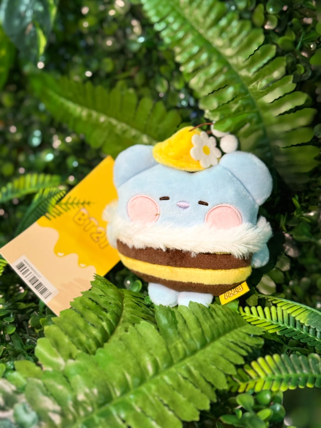 Customer photo review of BT21 - MININI HONEYBEE PLUSH TAPE MEASURE KEYRING