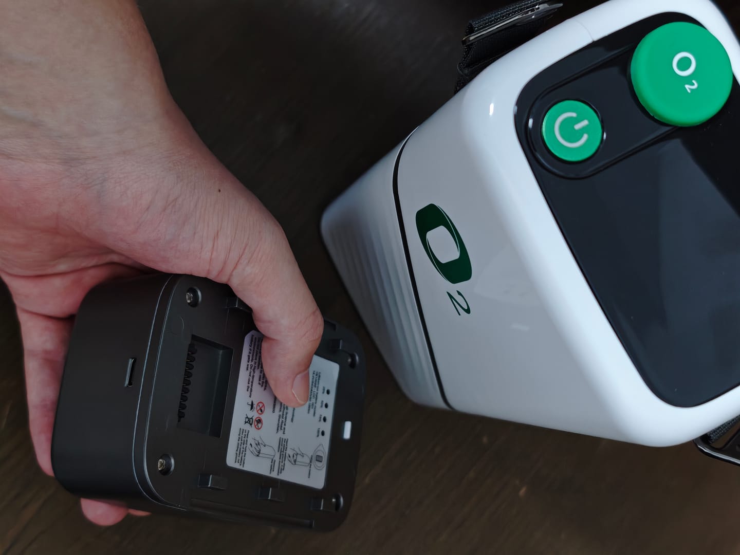Customer photo review of Portable 1-5L Adjustable Pulse Flow 6 Hours Battery Oxygen Concentrator - 1009S