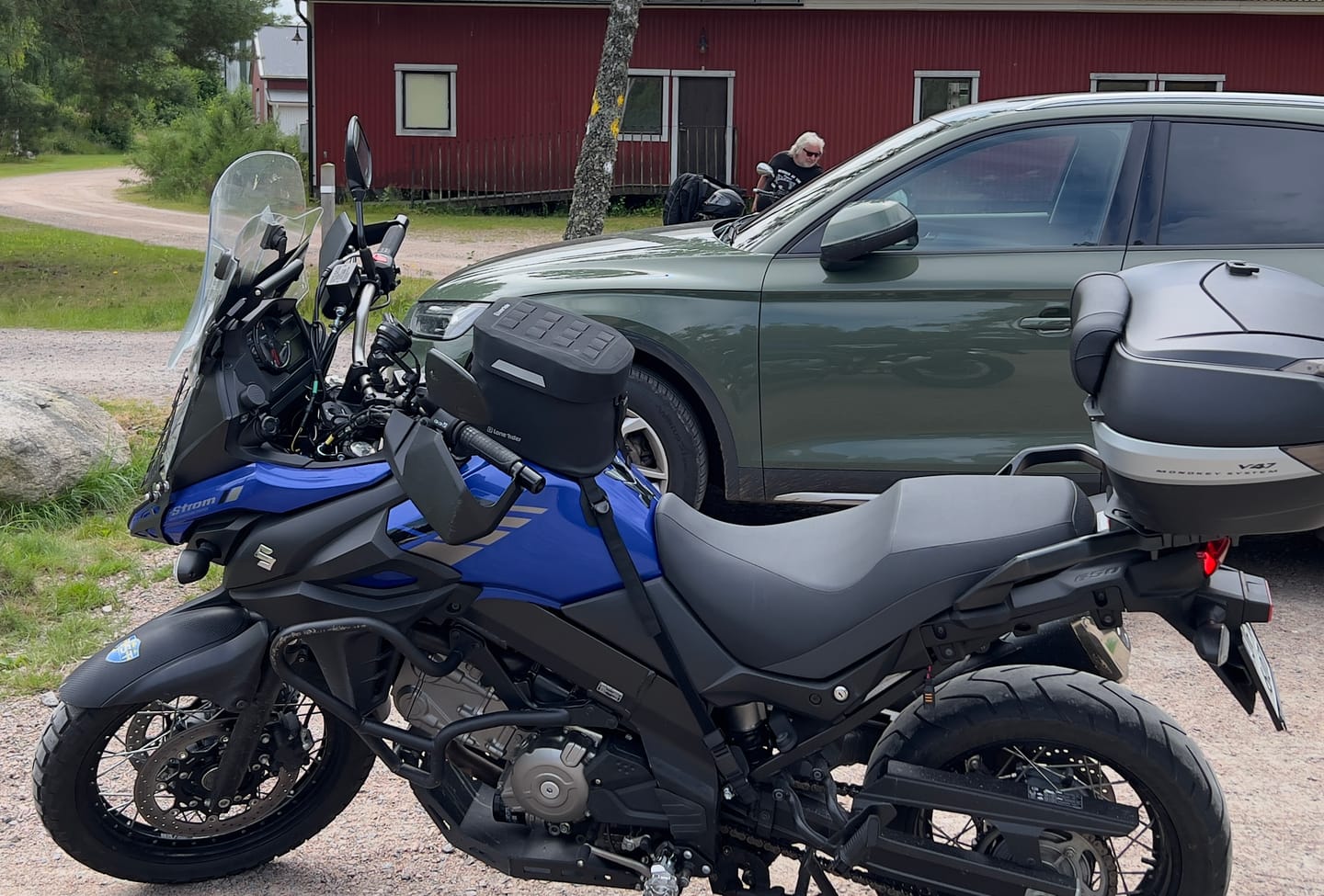 Customer photo review of Ranger Tank Bag