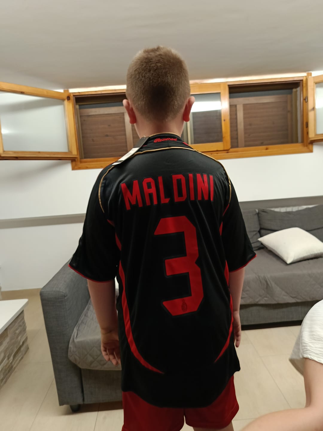 Customer photo review of Paolo Maldini 3 – AC Milan 2006–2007 Retro Kit Jersey – | Trikot | Maillot | Maglia