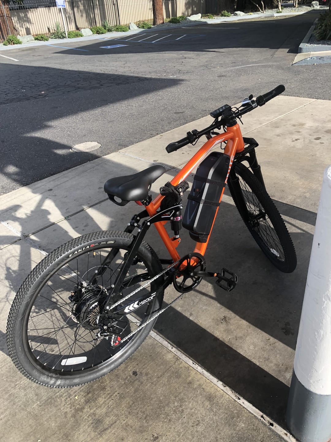 Customer photo review of Eskute® M200F 27.5" Full Suspension Electric Bike