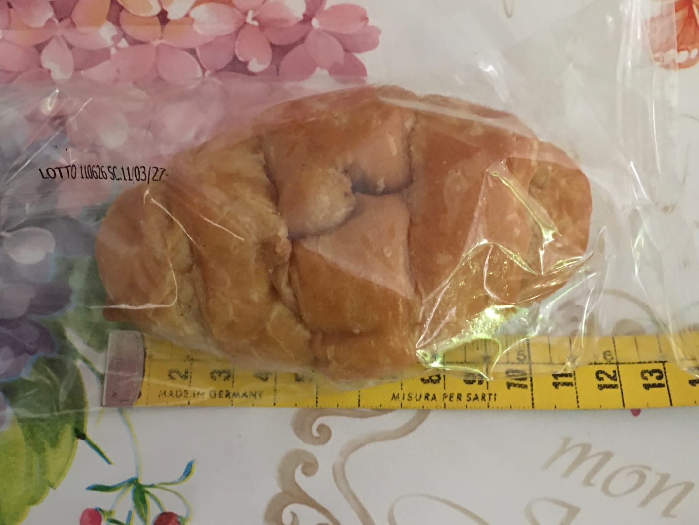 Customer photo review of 15 Cornetti proteici ripieni di crema alla nocciola
