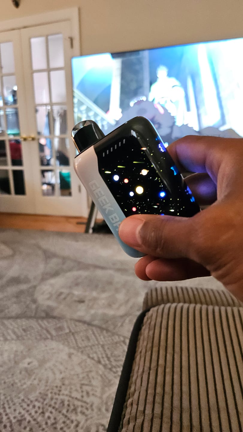 Customer photo review of Geek Bar Pulse X 25K