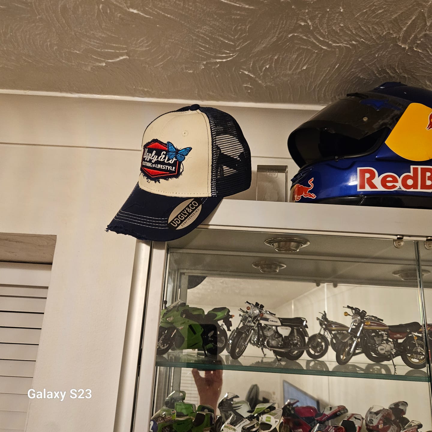 Customer photo review of Sylvain Guintoli x Diamond Charity Cap – 100% Donation
