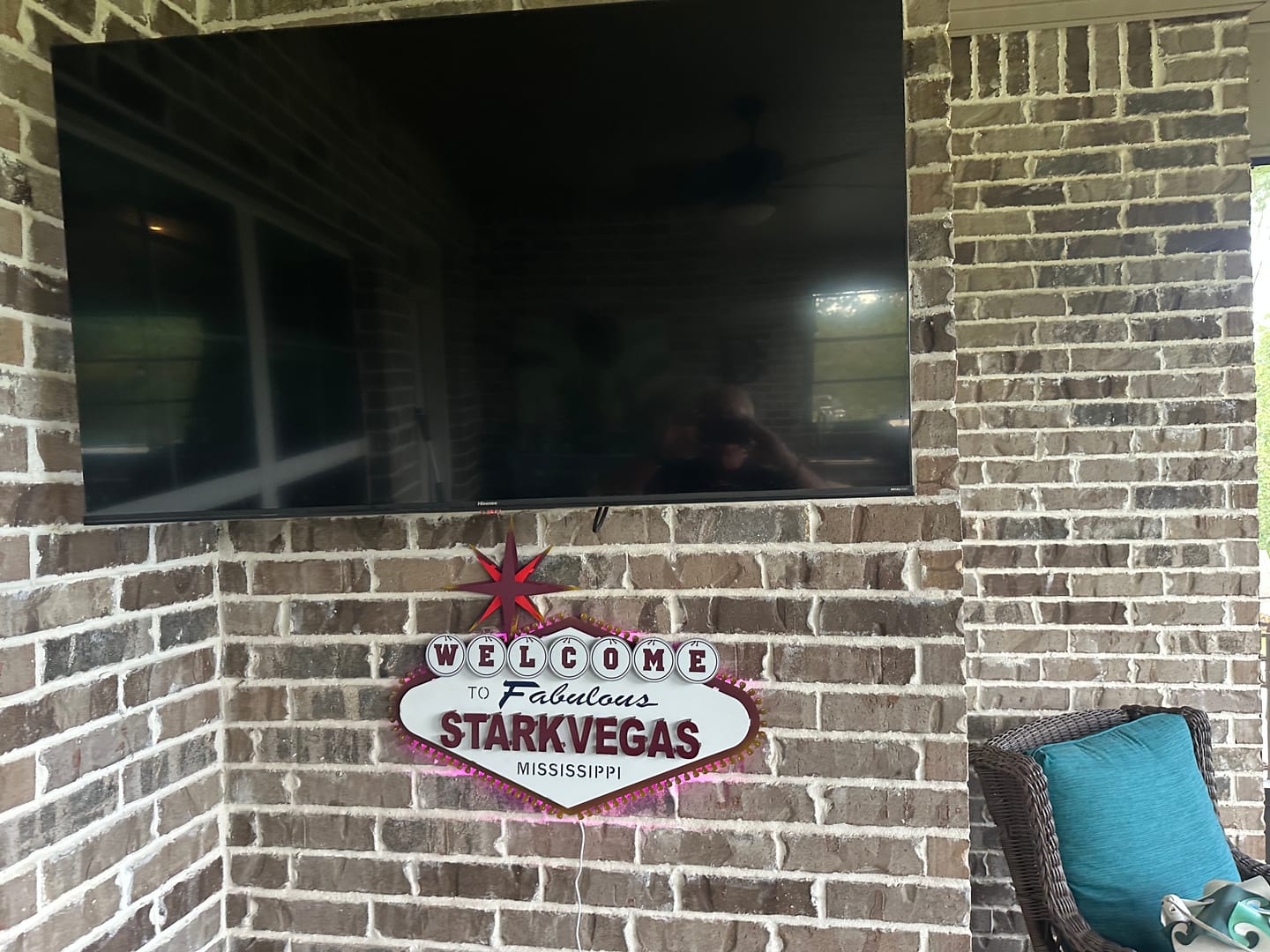 Customer photo review of Mississippi State Bulldogs Personalized Monogram Metal Art