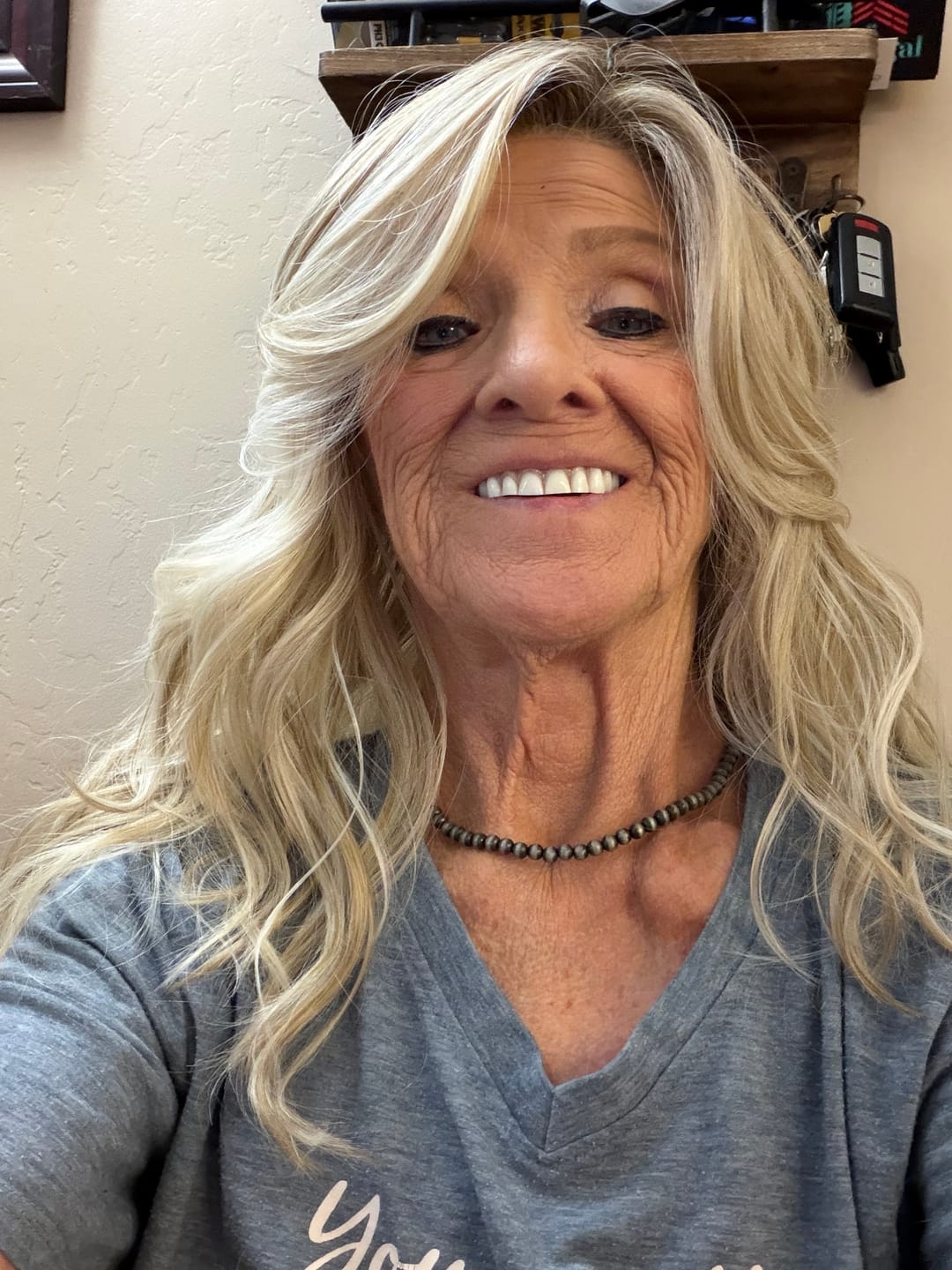 Customer photo review of ALMOST FAMOUS - Paparazzi Blonde