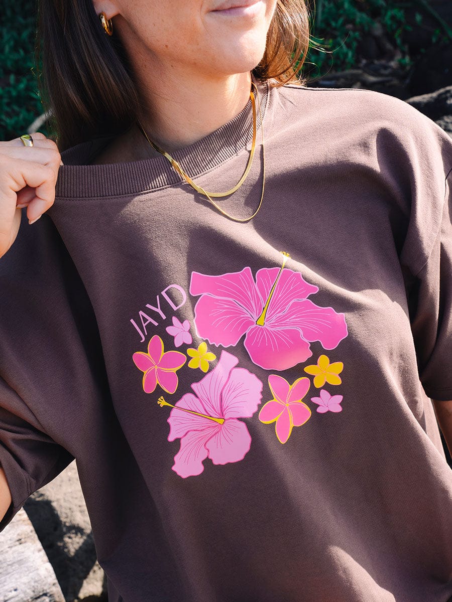 Customer photo review of JAYD T-shirt - Hibiscus Haven