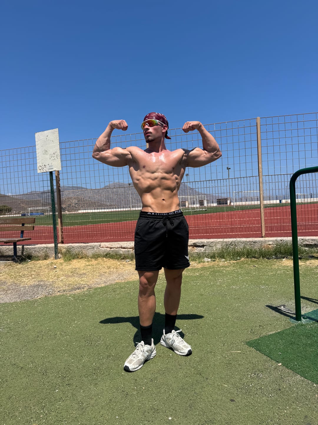 Customer photo review of V1 Running Shades