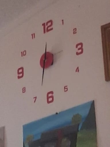 Customer photo review of 3D Frameless DIY Wall Clock