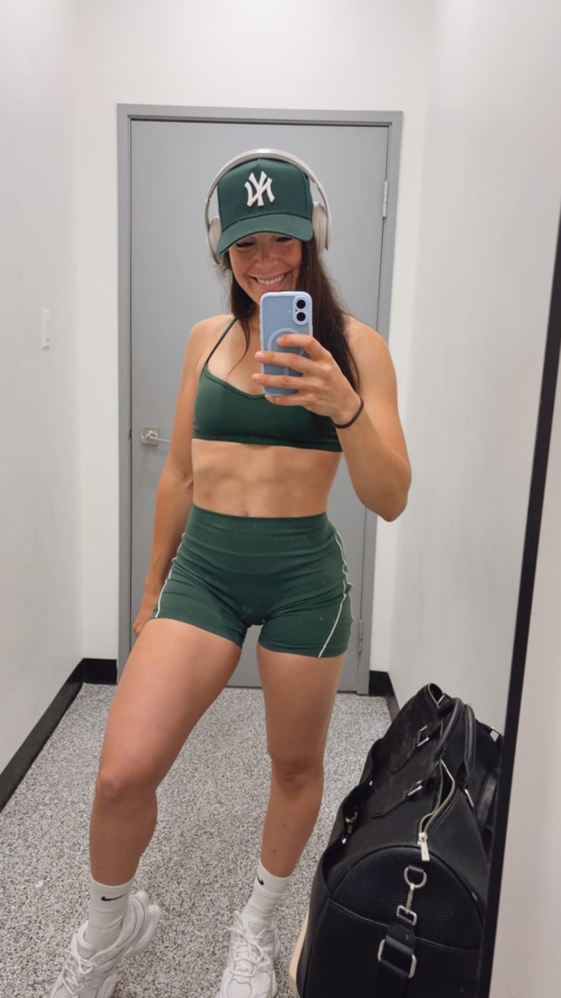 Customer photo review of W1159 - Prep Shorts 5"