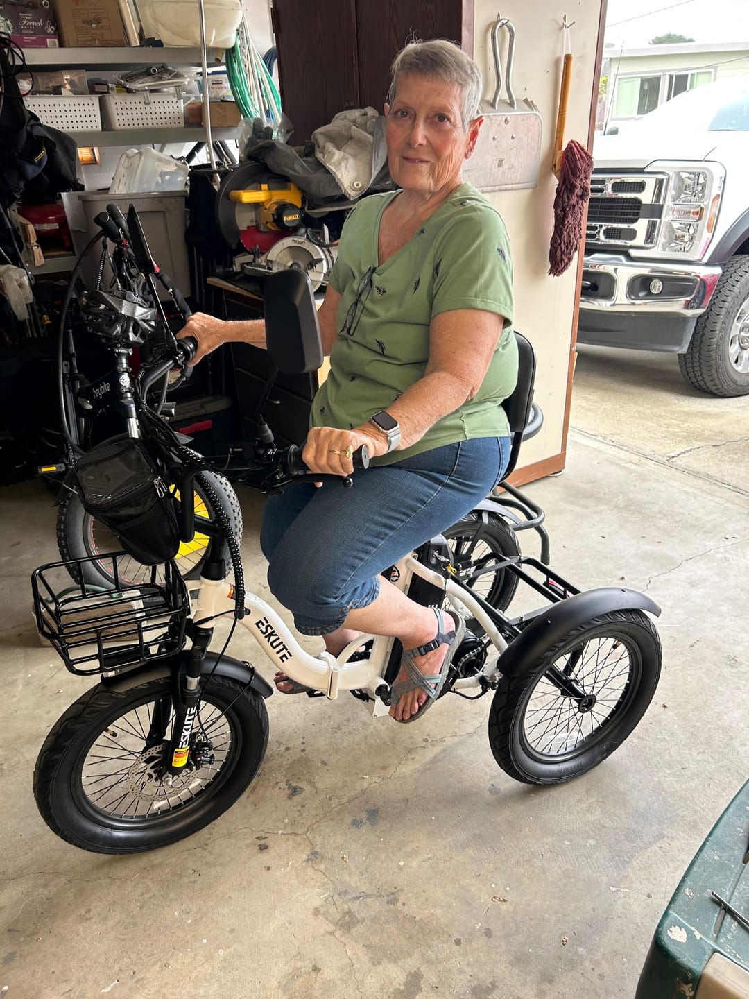 Customer photo review of Eskute® T300Pro Folding Electric Trike