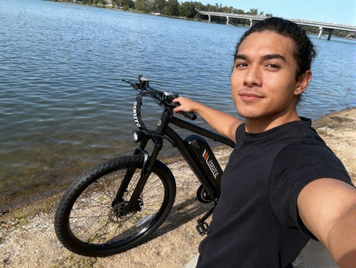 Customer photo review of Eskute® M200 27.5" Mountain Electric Bike
