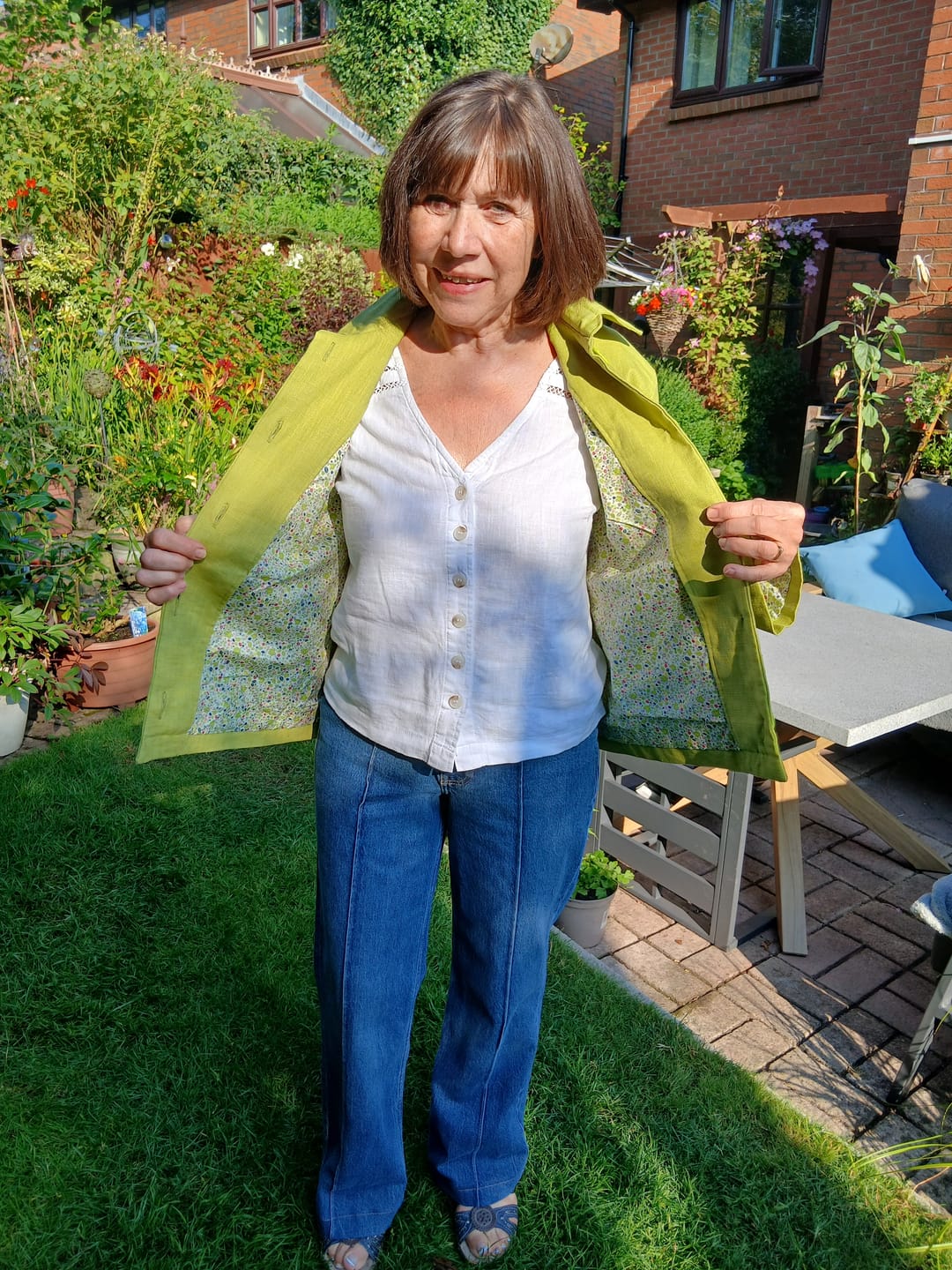 Customer photo review of Small Floral Land on White Pima Cotton Lawn Fabric