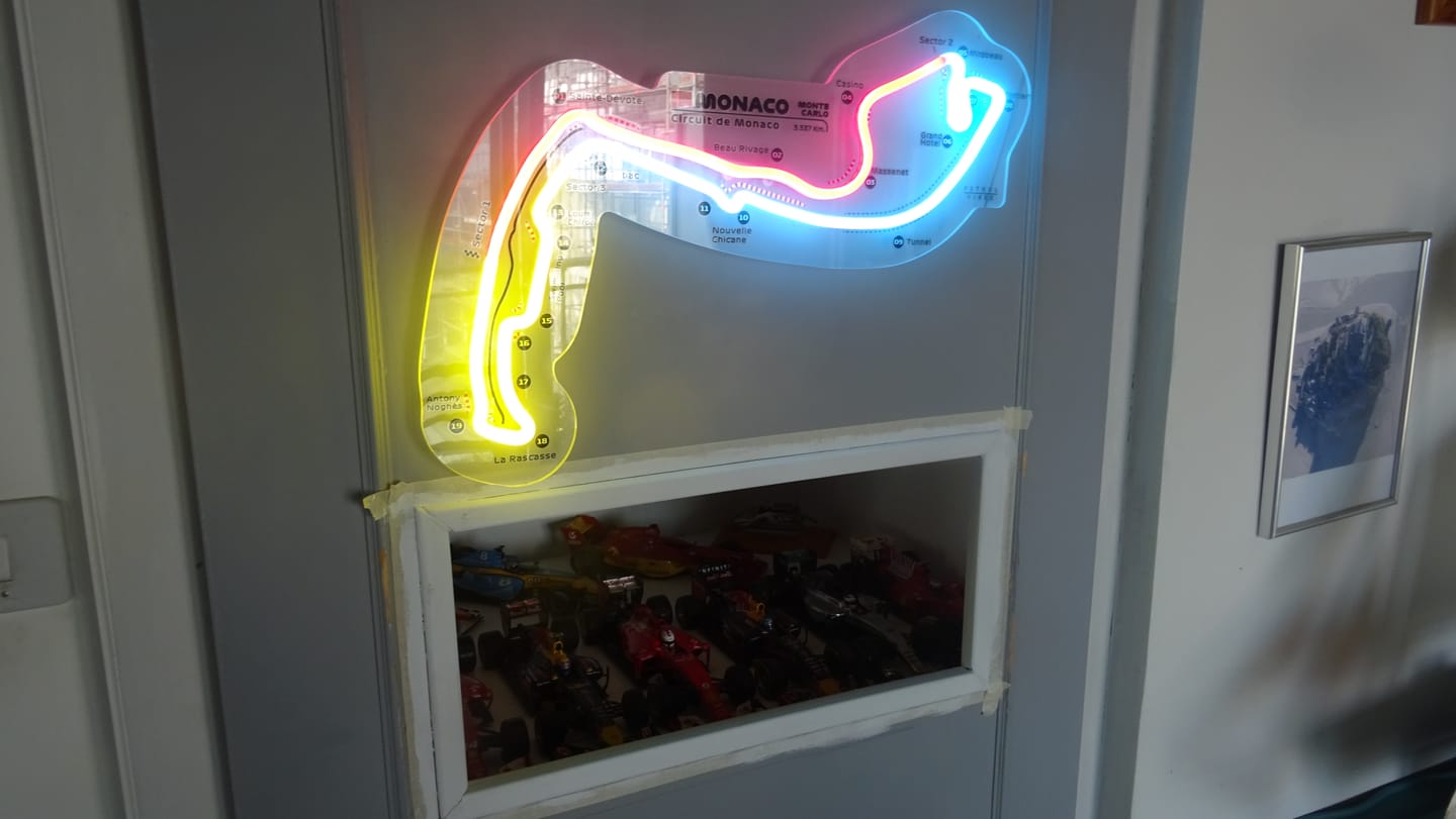 Customer photo review of Circuit De Monaco Circuit de course néon