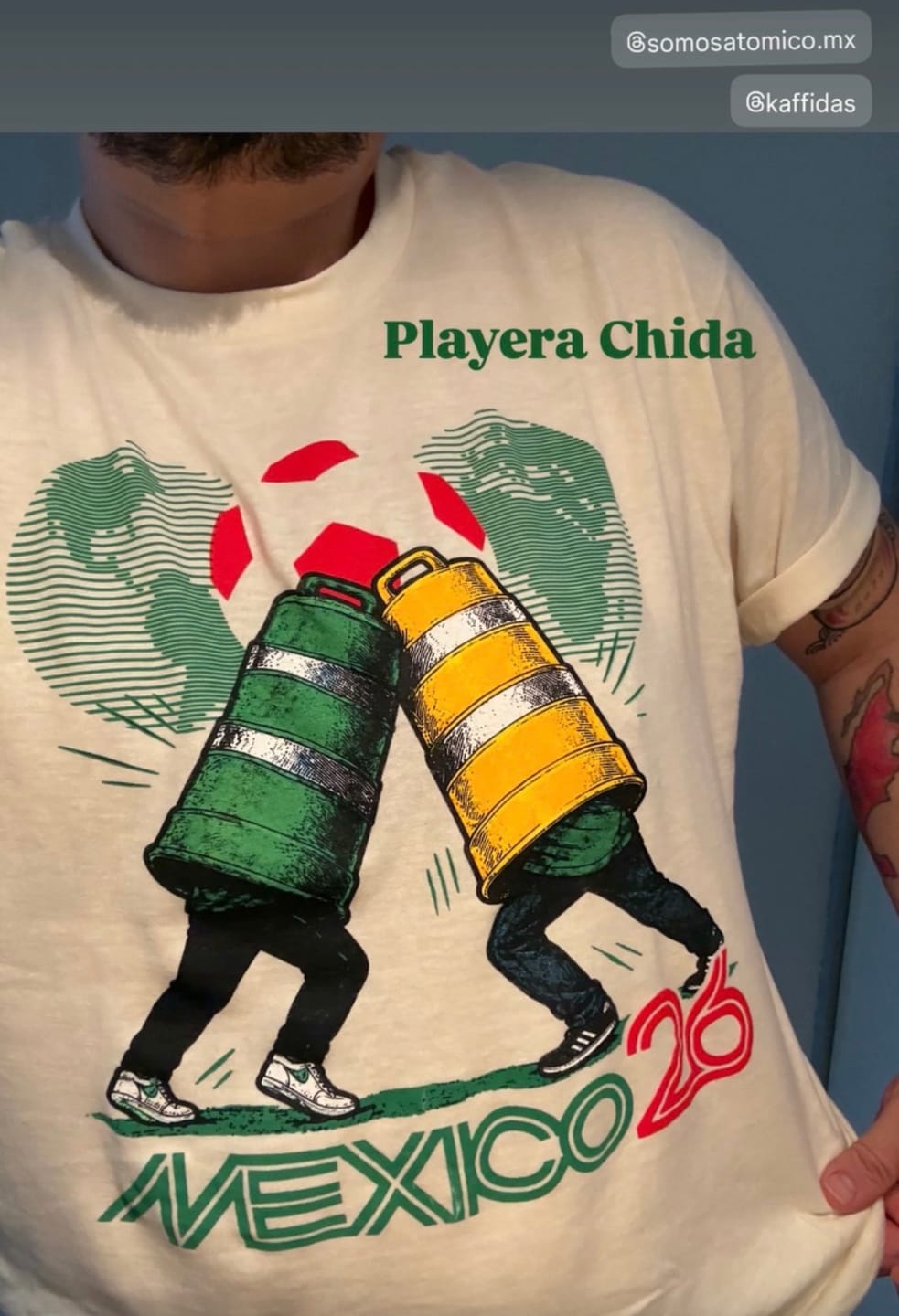 Customer photo review of La Batalla de los Conos - Mundial 2026 - Playera Caballero