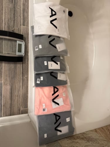 Customer photo review of AVERON™ FITFLEX TEE
