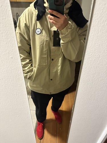 Customer photo review of Chaqueta Impermeable