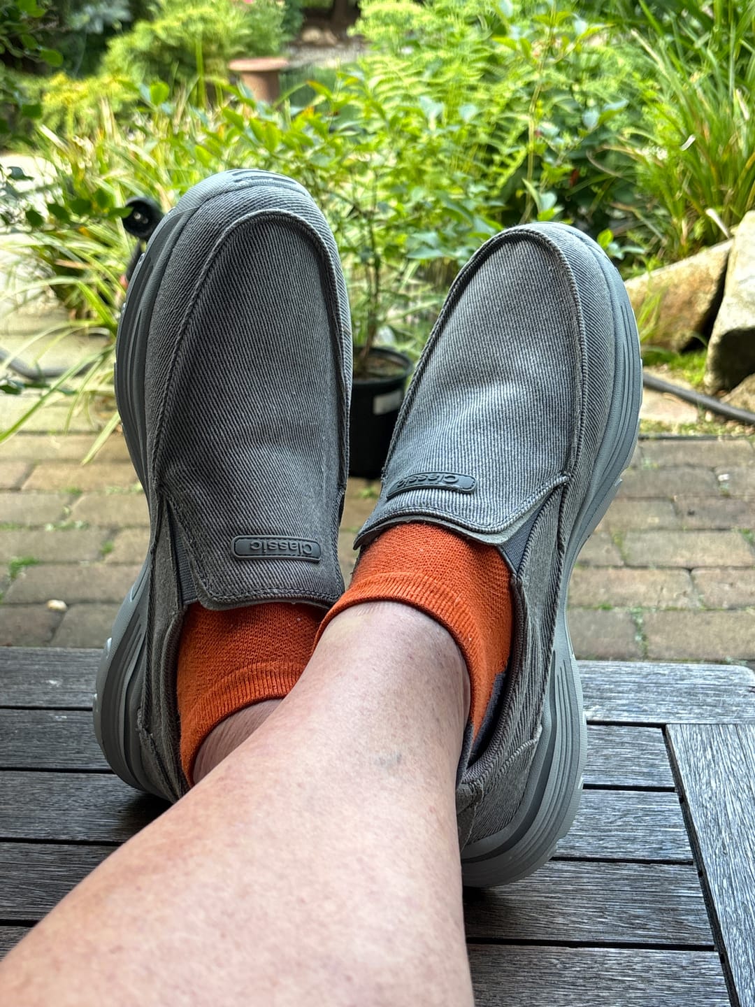 Customer photo review of Comfy Cloud – Ergonomic & Supportive Slip-In Shoes