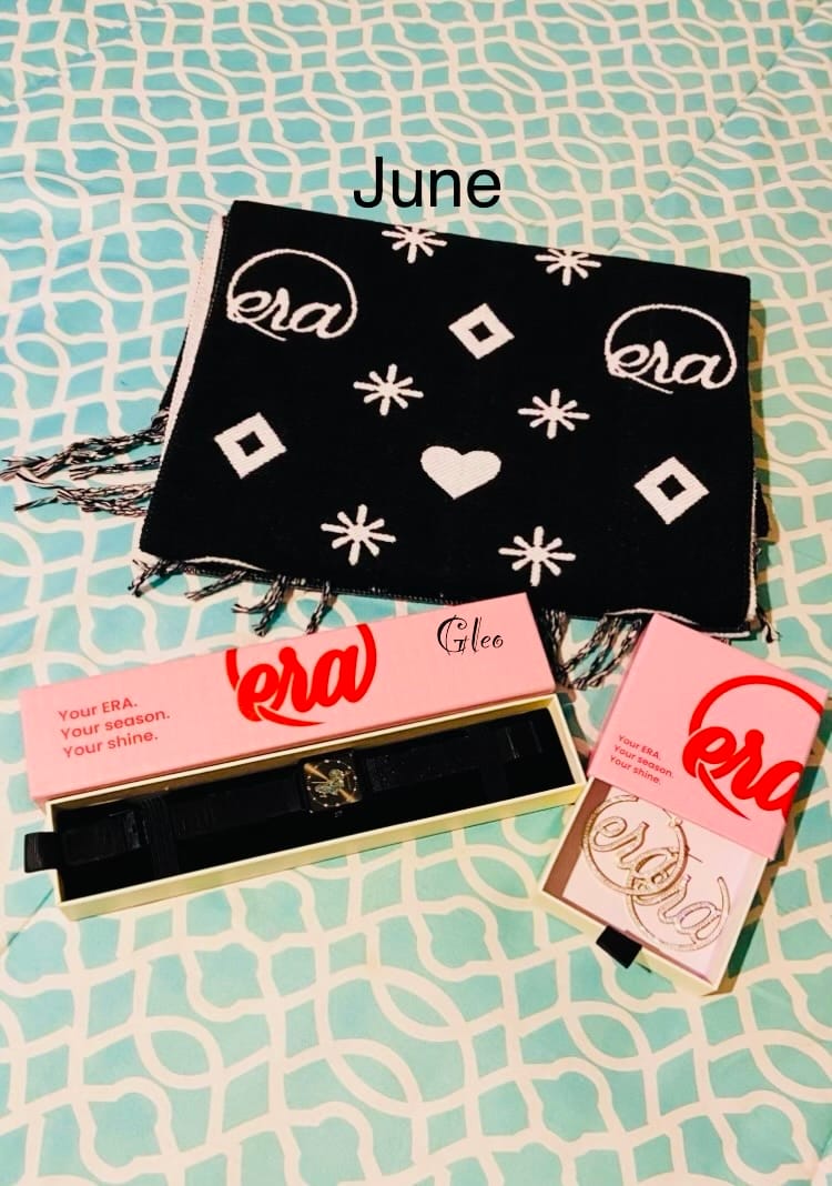 Customer photo review of ERA Signature Scarf