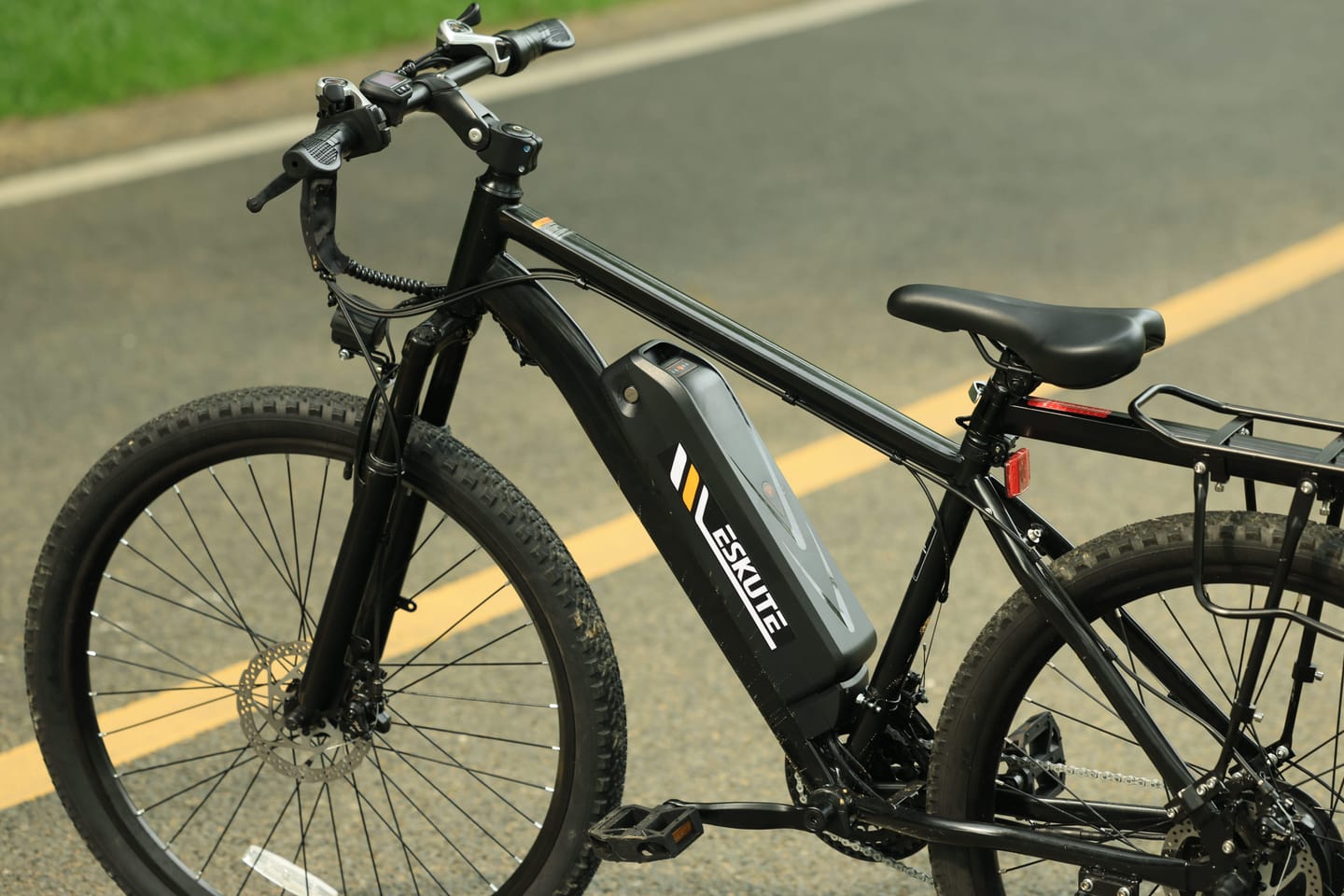 Customer photo review of Eskute® M200 27.5" Mountain Electric Bike
