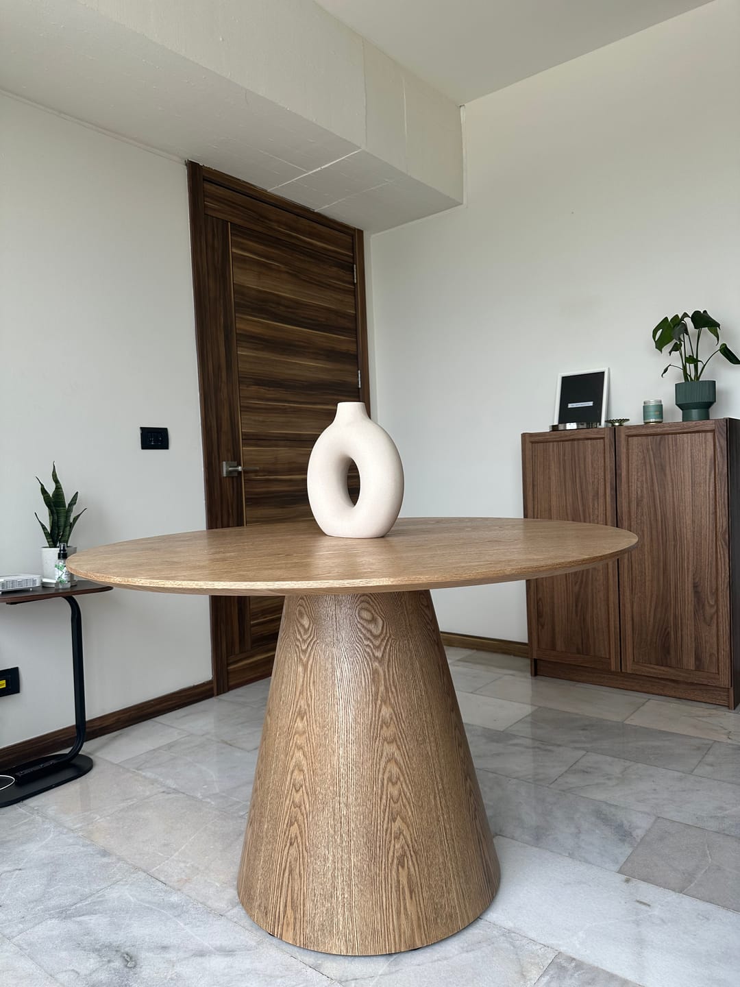 Customer photo review of Mesa de Comedor Laredo Natural 120cm
