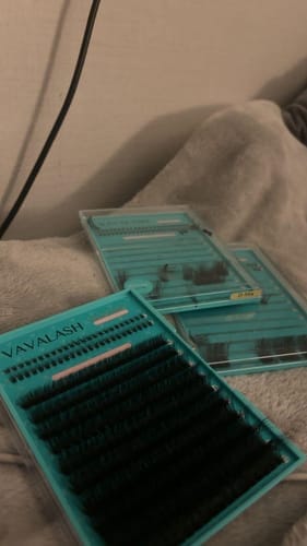 Customer photo review of BOOOM Lash Clusters