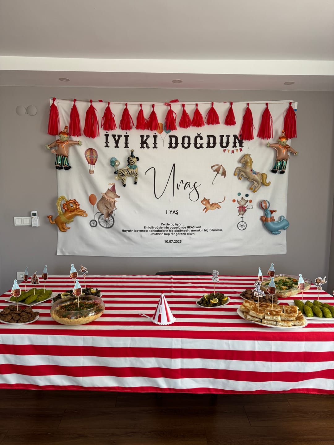 Customer photo review of Kişiselleştirilebilir Doğum Günü Örtüsü (#32)