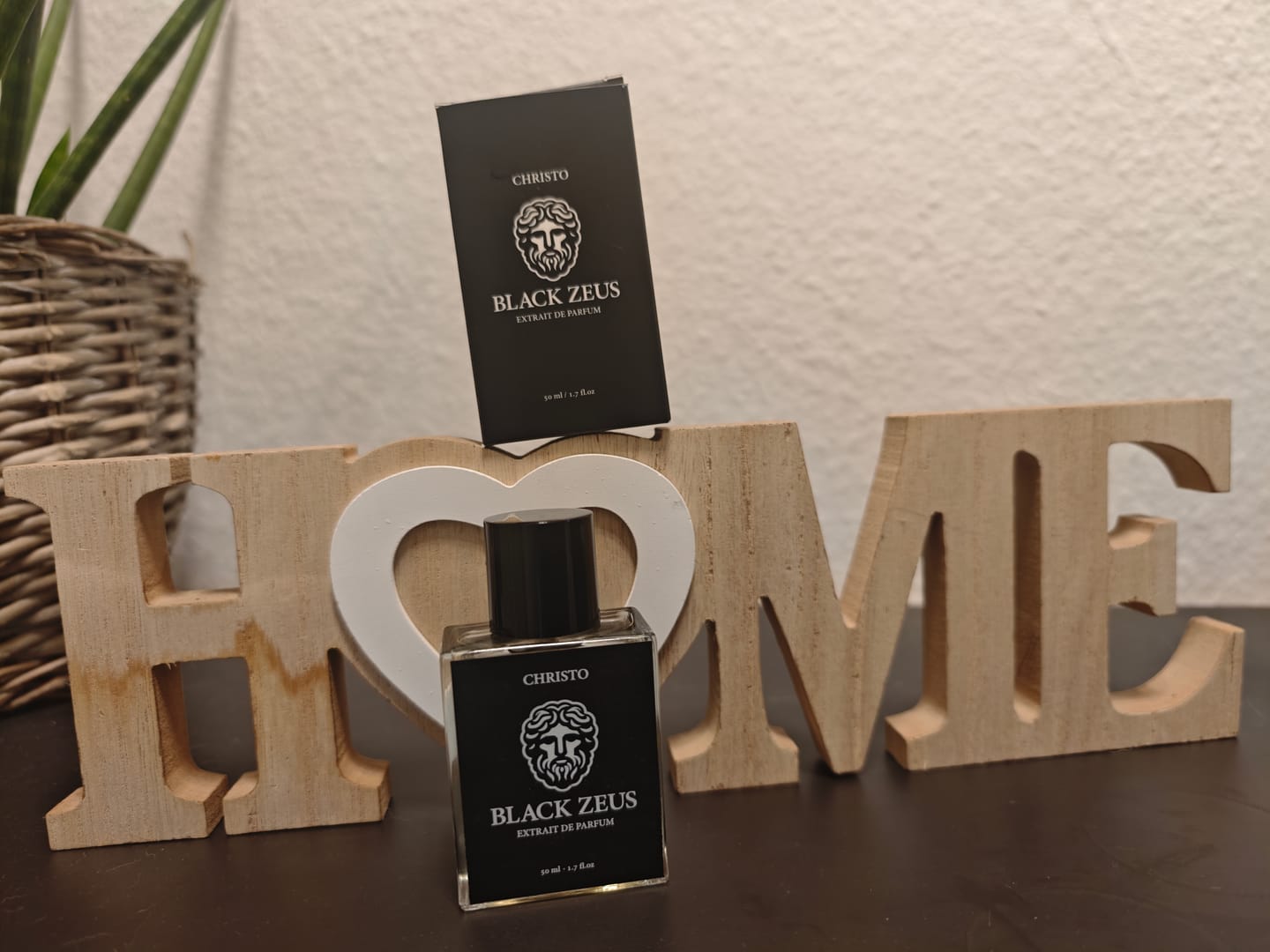 Customer photo review of BLACK ZEUS -  Herren Parfum