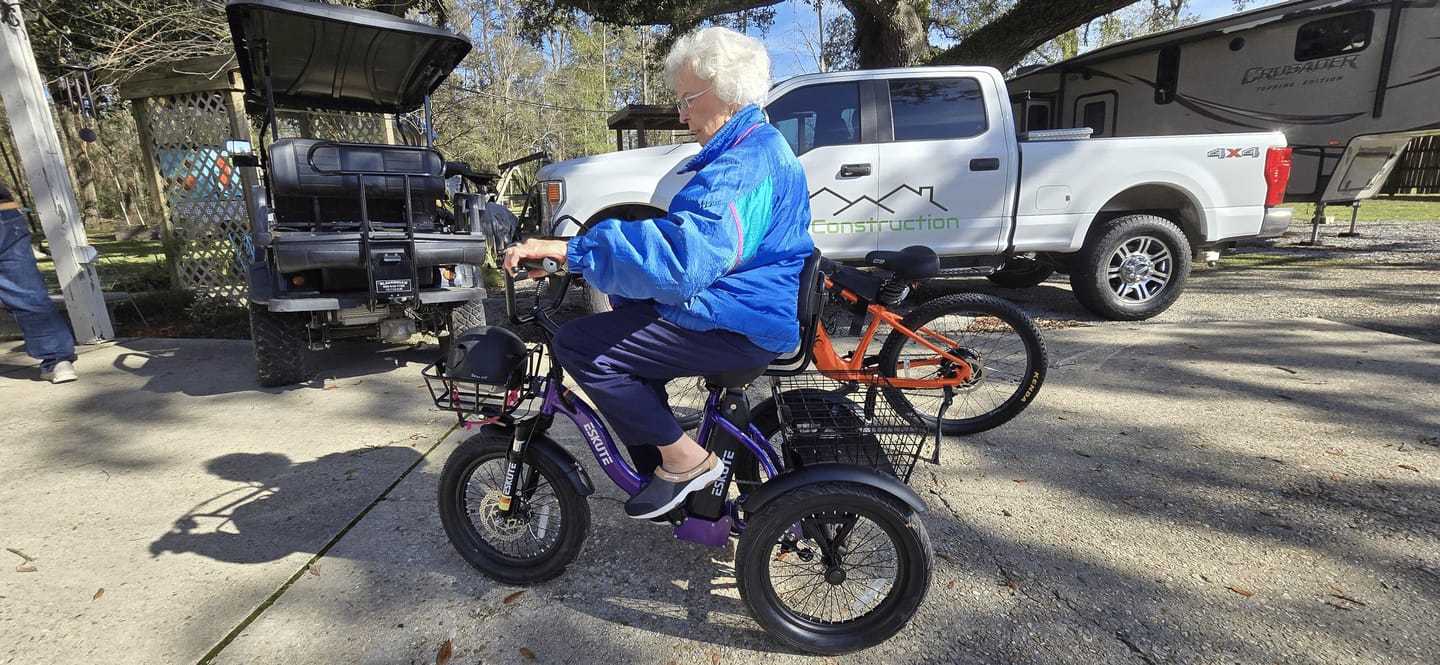 Customer photo review of Eskute® T300Pro Folding Electric Trike