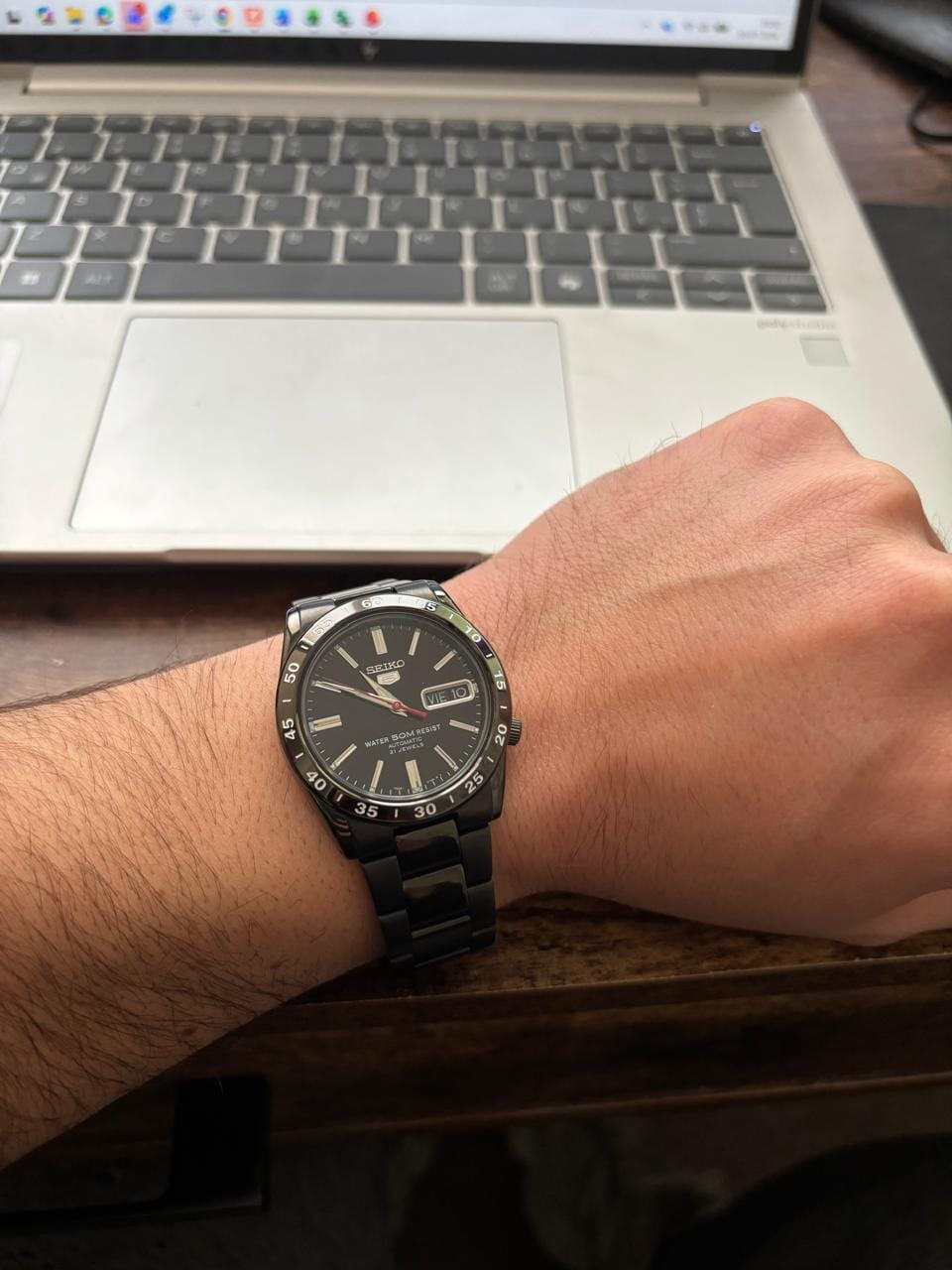 Customer photo review of Reloj Seiko 5 Análogo Automático SNKE03KC Metálico 36mm