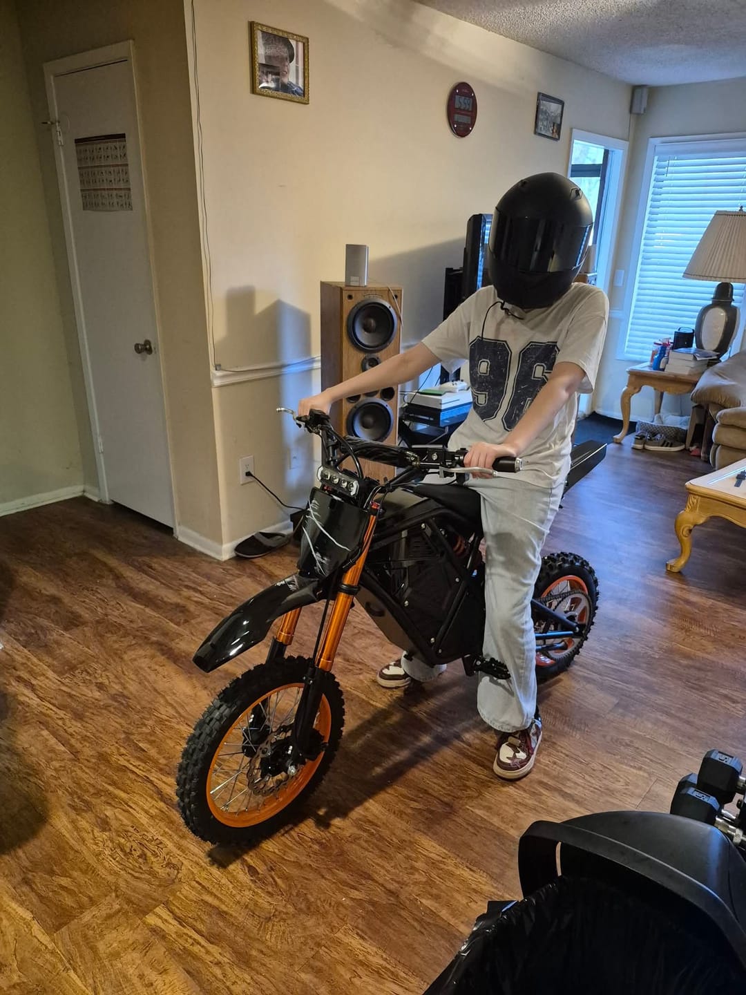 Customer photo review of Eskute® NOVA Mini Electric Dirt Bike For Teens & Adults