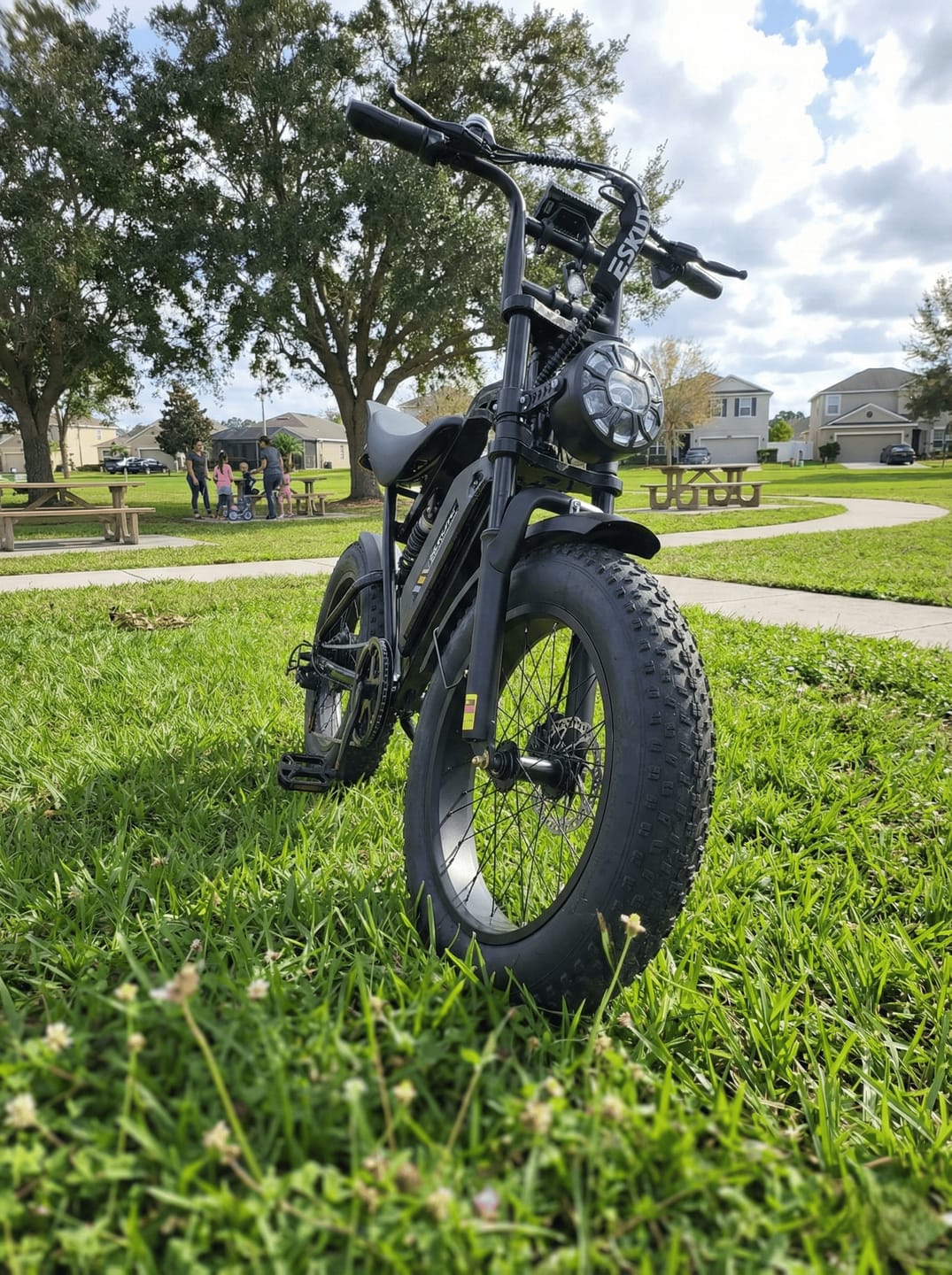 Customer photo review of Eskute® V200 20*4.0" Dirt Electric Bike for Kids&Teens