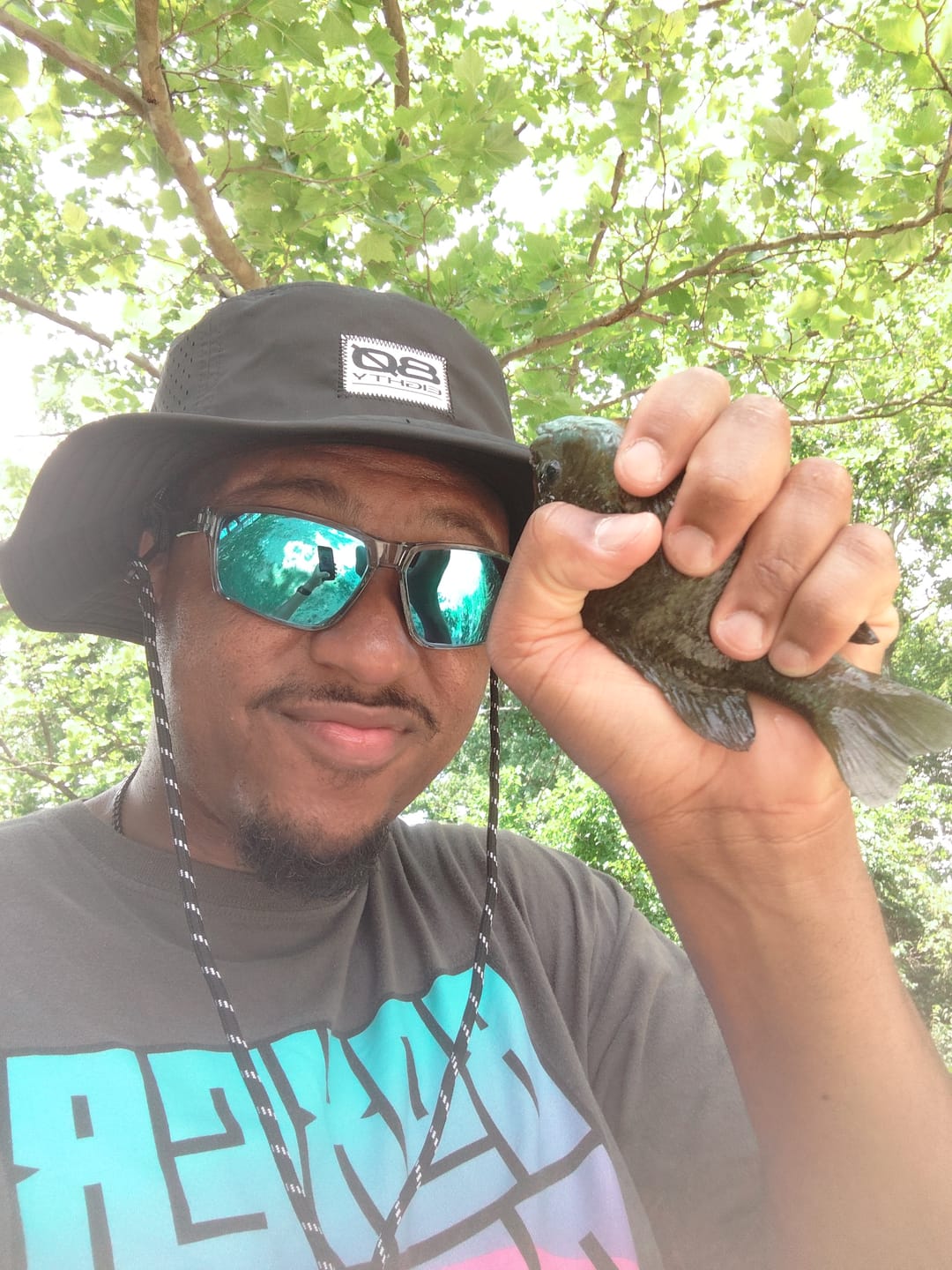 Customer photo review of 80Eighty® Raven Bucket Hat