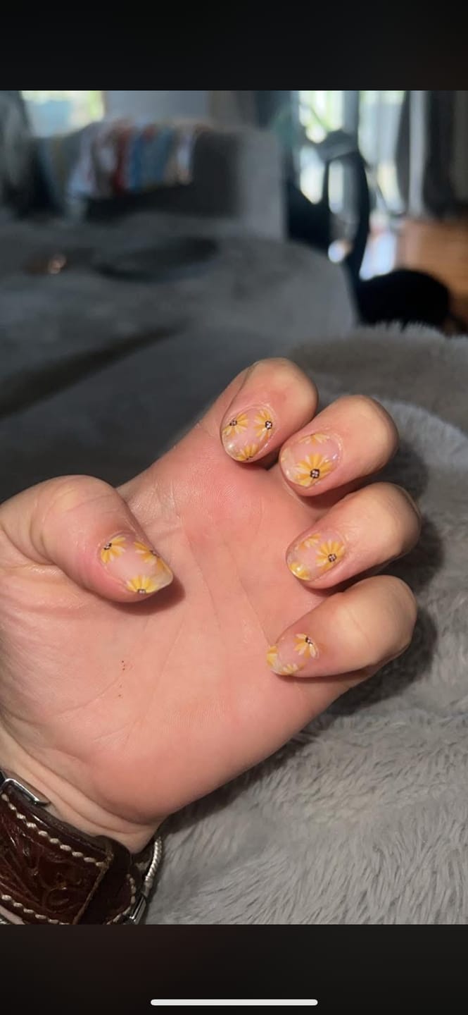 Customer photo review of Sunflower Fields DIY Semicured Gel Nail Sticker Kit