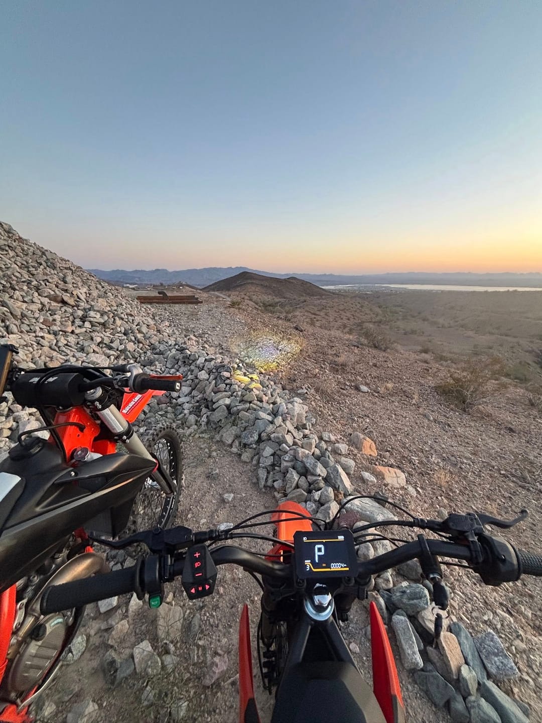 Customer photo review of Eskute® RTX 19"17" 6500W Electric Dirt Bike for Adults