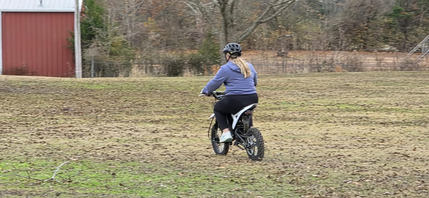 Customer photo review of Eskute® NOVA Mini Electric Dirt Bike For Teens & Adults