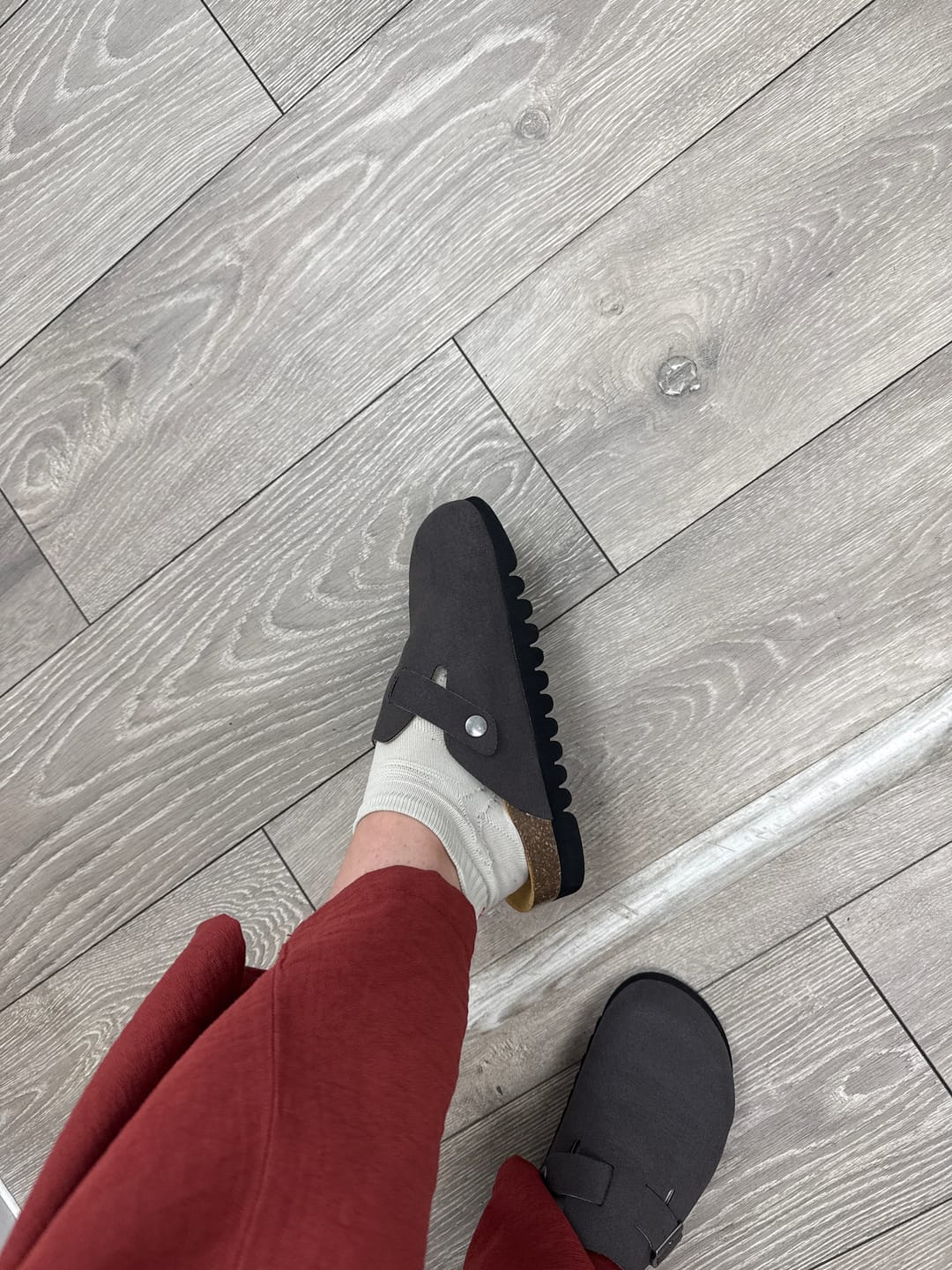 Customer photo review of Taro Comfort Soft Footbed Shoes