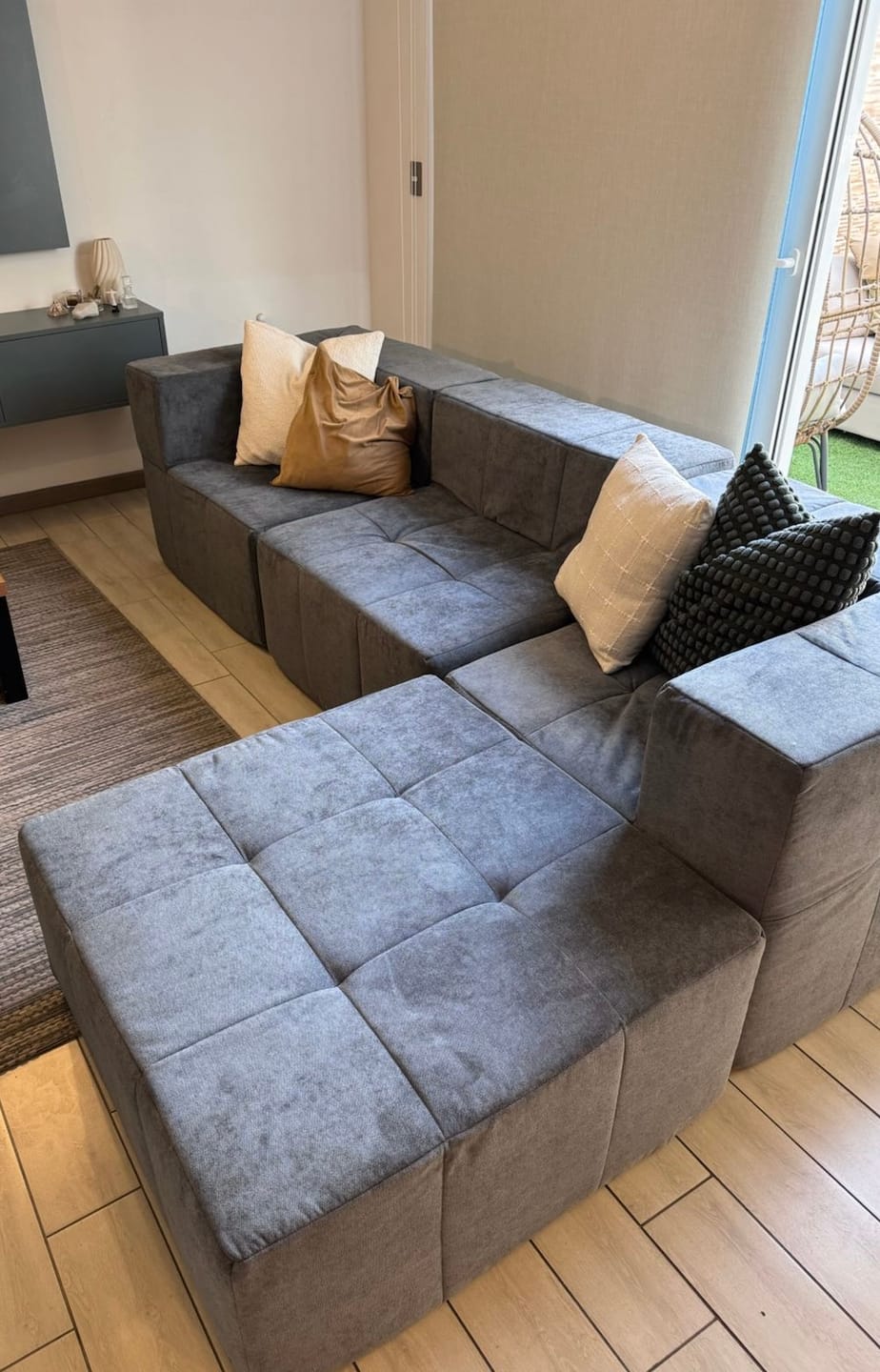 Customer photo review of Sofá modular Bold 2 plazas con 2 reposabrazos y pouf