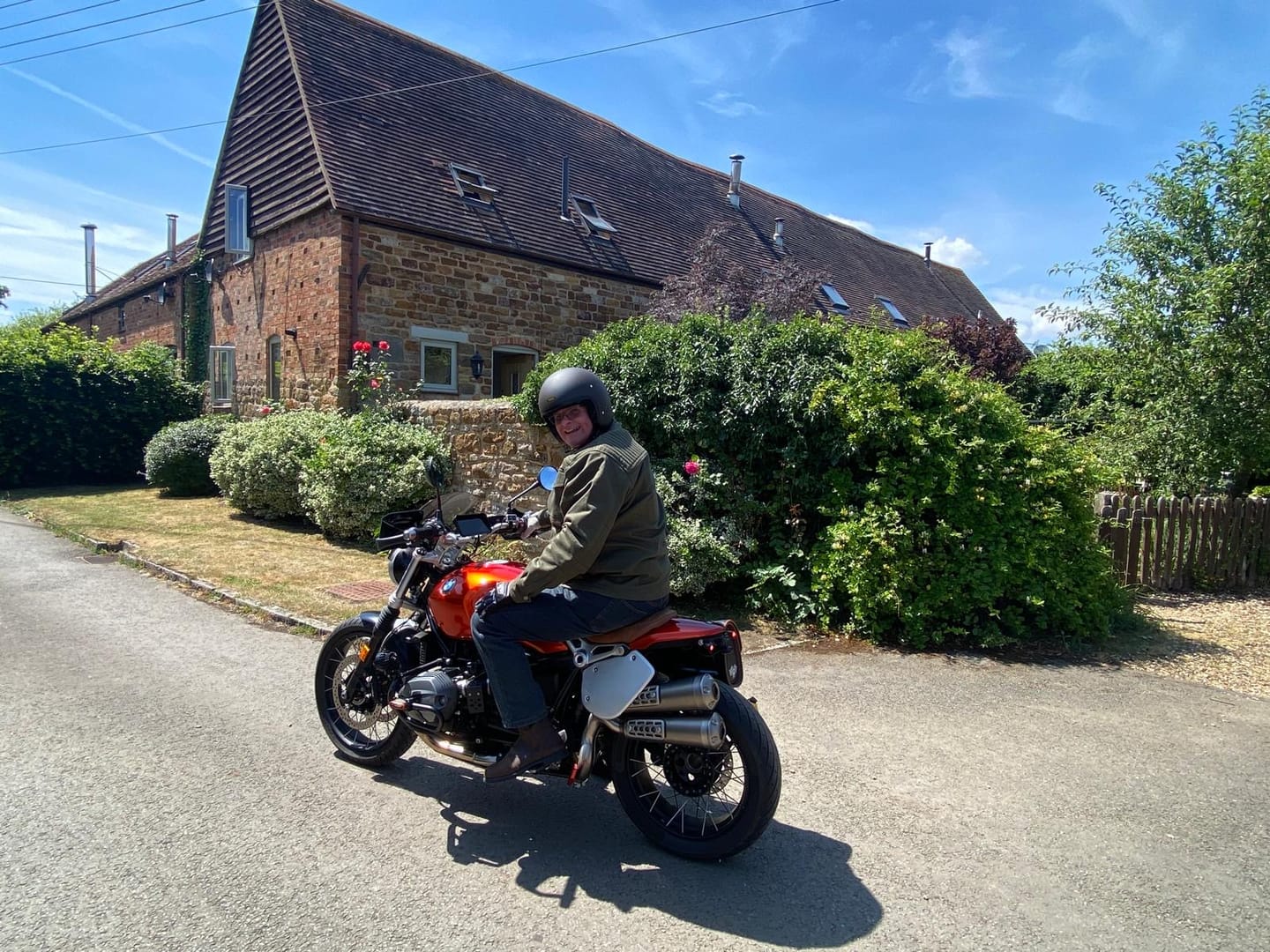 Customer photo review of Roadskin Ranger Multi-season AAA-Rated Motorcycle Jacket