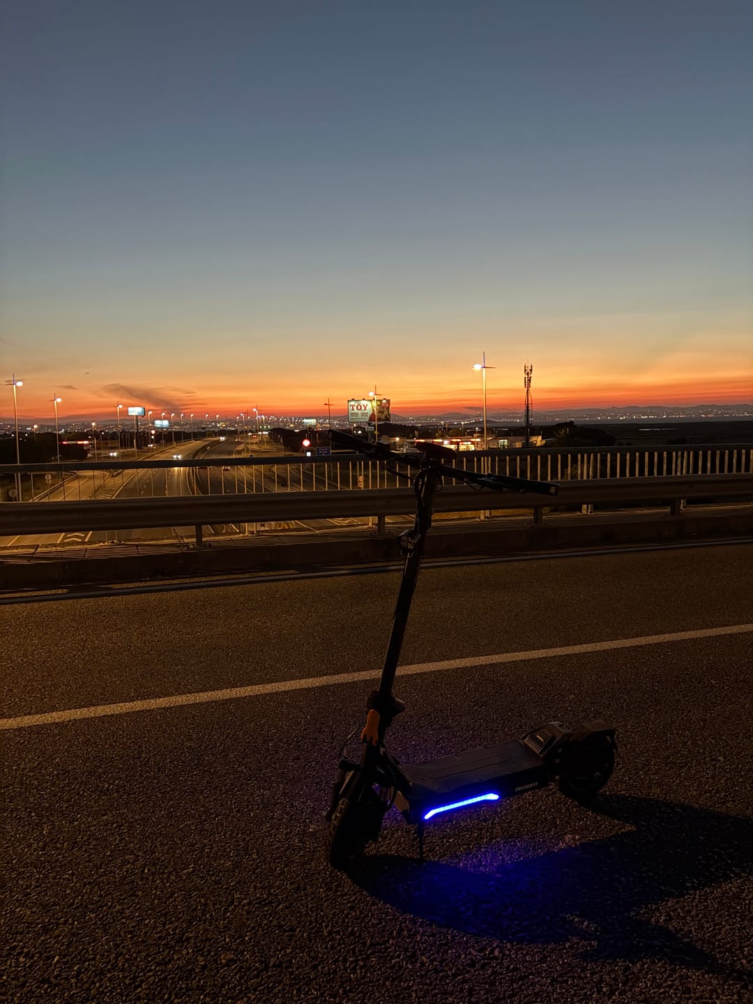 Customer photo review of Ausom K20 Pro (Laluz 2 Pro) Dual Motor E-Scooter