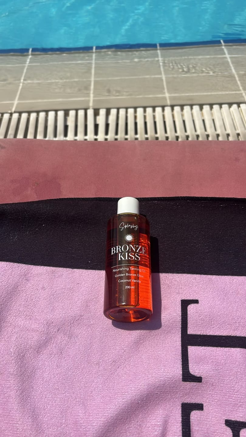Customer photo review of Bronze Kiss - Tanning Oil