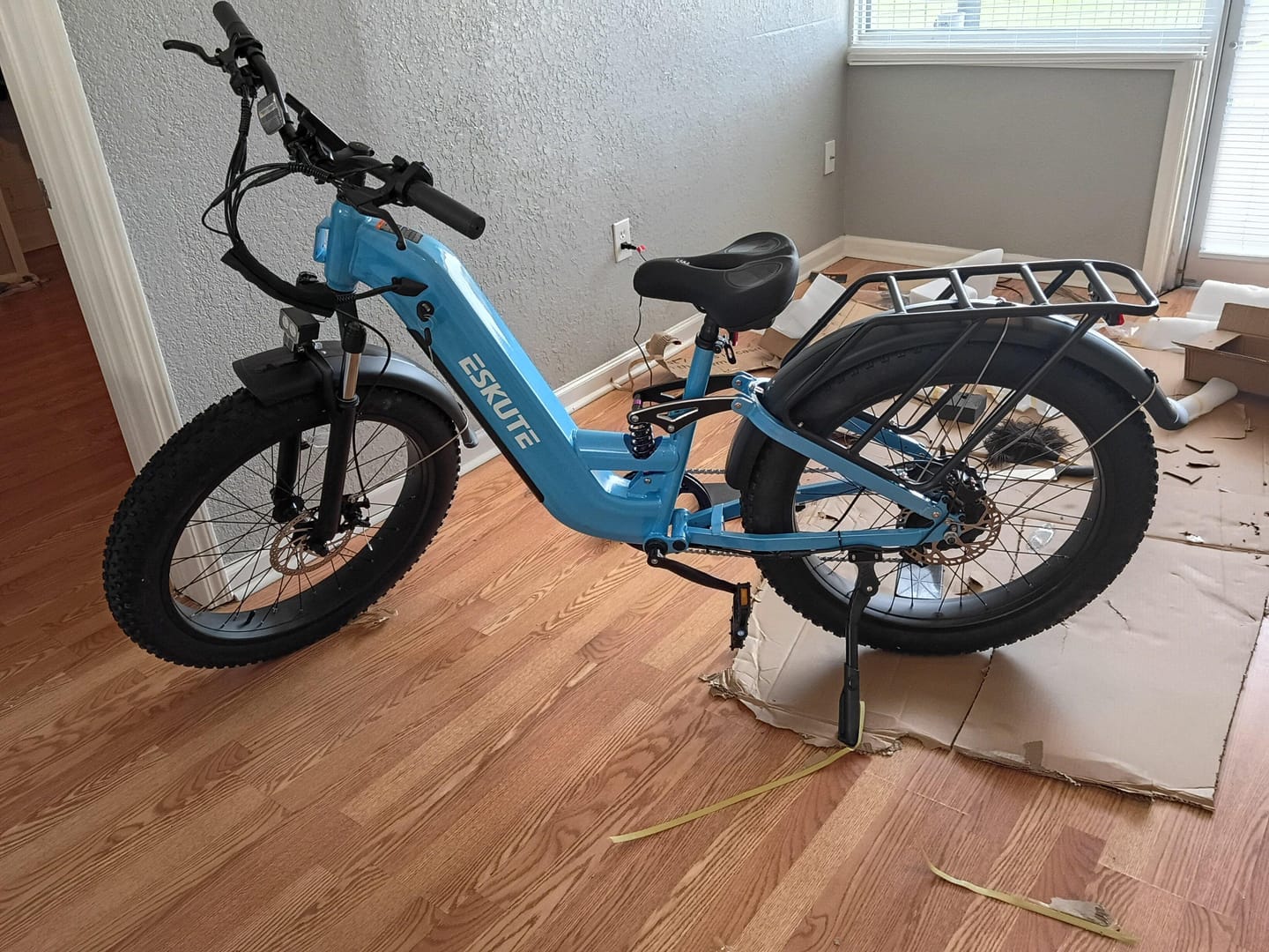 Customer photo review of Eskute® C300R ST All-Terrain Electric Bike