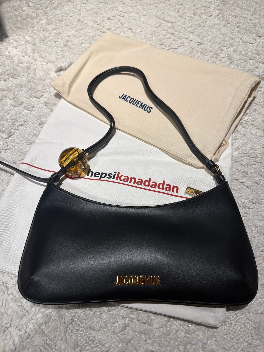 Customer photo review of Jacquemus Women's The Bisou Perle Black
