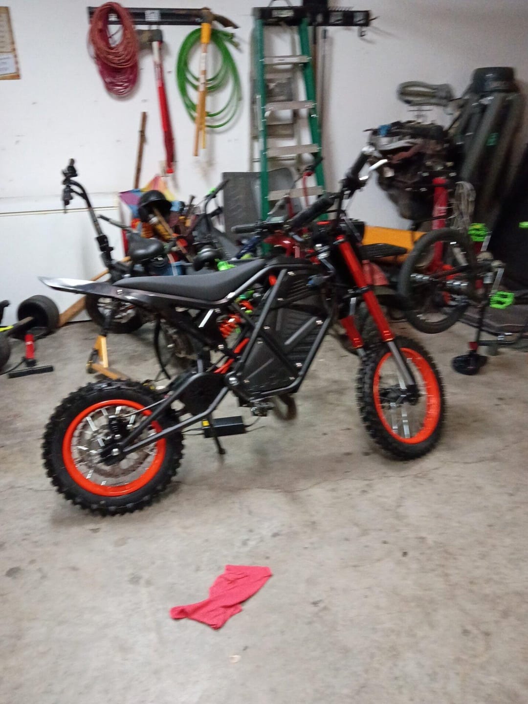 Customer photo review of Eskute® NOVA Mini Electric Dirt Bike For Teens & Adults